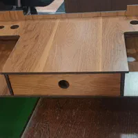 استند زیر لب تابی