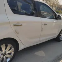 هیوندای i20، مدل ۲۰۱۵ تمیز خوش رخ فول.|خودرو سواری و وانت|مشهد, گلبرگ شمالی|دیوار