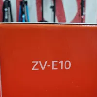 دوربین سونی SONY ZV-E10 به همراه لنز 16-50|دوربین عکاسی و فیلم‌برداری|شیراز, ملاصدرا|دیوار