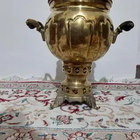 سماور زغالی برنجی  (قدیمی)|کلکسیون اشیاء عتیقه|گلپایگان, |دیوار
