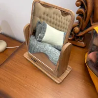 آیینه آرایشی جمع وجور