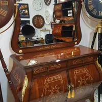 کنسول خمره‌ای معرق