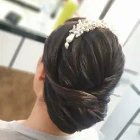کاشت ناخن180ترمیم 130مژه شینیون میکاپ|خدمات آرایشگری و زیبایی|کرج, گلشهر|دیوار