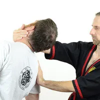 دوره های آموزشی دفاع شخصی و کار با سلاح سرد|خدمات آموزشی|چابهار, |دیوار