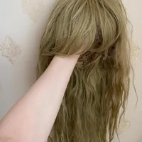 کلاه گیس زنانونه رنگ بلوند زیتونی کاملا طبیعی