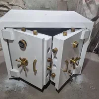 گاوصندوق زیرپیشخون خوابیده زرگری گاو صندوق