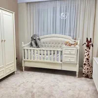 سرویس خواب چوب کودک سیسمونی مدل رمانتیک|تخت و سرویس خواب|کرج, حصارک بالا|دیوار