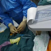 تزریقات درمنزل سرم کارشناس زخم.اصفهان و اطراف|خدمات آرایشگری و زیبایی|اصفهان, پارک مشتاق|دیوار