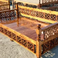 تخت سنتی پایین بالا شبکه رنگ شده براق