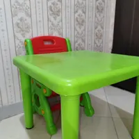 میز و صندلی کودک