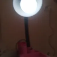 چراغ مطالعه و سیم لامپ