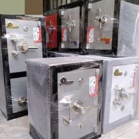 گاوصندوق و صندوقچه هتلی۳۵۰w/۴۳۰w