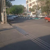مغازه ۶۰ متر بر اصلی طالقانی دهنه ۱۰ متر