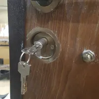 بازکردن قفل. کلیدسازی .کپی ریموت شبانه روز .قفلساز