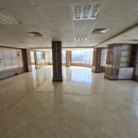 مطب چهار خواب تک واحدی در چهارراه گلسار|فروش دفتر کار، اتاق اداری، مطب|رشت, گلسار|دیوار