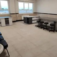 شرکت خدماتی نظافتی خانه سبز سورنا