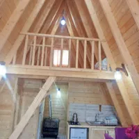 کلبه چوبی نوساز با وسایل تازه|اجارهٔ کوتاه‌مدت ویلا و باغ|نشتارود, |دیوار