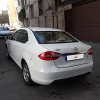 جک j5 دنده ای سفید مدل ۹۳ بیرنگ کم کار کرد|خودرو سواری و وانت|تهران, نیروی هوایی (پیروزی)|دیوار