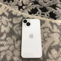 اپل iPhone 13 با حافظهٔ ۱۲۸ گیگابایت