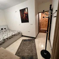 اقامتگاه خانوادگی (گل باغچه باغ)خان زنیان|اجارهٔ کوتاه‌مدت ویلا و باغ|شیراز, شهرک گلستان|دیوار