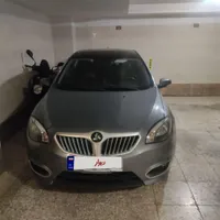 برلیانس H320 اتوماتیک 1500cc، مدل ۱۳۹۶