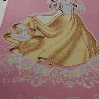 فرش سفید برفی برای کودکان