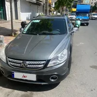 دانگ فنگ H30 کراس، مدل ۱۳۹۶