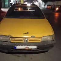 ماشین تاکسی روا