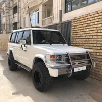 میتسوبیشی پاجرو 4 در 6 سیلندر،اتومات مدل ۱۹۹۰|خودرو سواری و وانت|تهران, آبشار|دیوار