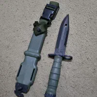 چاقوی شکاری و کوهنوردی m9 آمریکایی