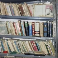 کتابخانه شخصی وقدیمی