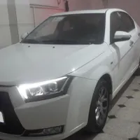 دنا پلاس اتوماتیک، مدل ۱۴۰۲