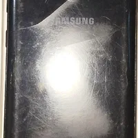 سامسونگ Galaxy A20 با حافظهٔ ۳۲ گیگابایت