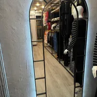 آینه قدی طرح پنجره چراغدار