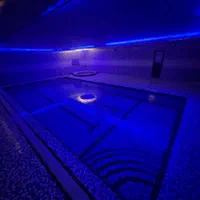 اجاره استخر سرپوشیده و جکوزی ابگرم|اجارهٔ کوتاه‌مدت ویلا و باغ|اصفهان, شفق|دیوار