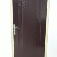ساخت وتعمیر انواع درب چوبی
