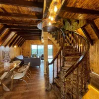 کلبه چوبی سویسی استخردار رامسر|اجارهٔ کوتاهمدت ویلا و باغ|رامسر, |دیوار