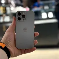 تاچ فول iphone15 promax  کپی رنگ سال تیتا