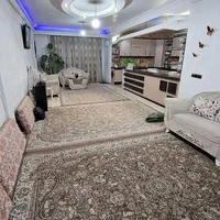 سه طبقه روی پیلوت