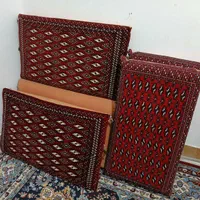 ۴ عدد پشتی در حد نو