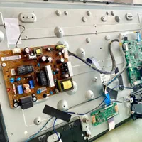 تعمیر انواع تلویزیون های led وlcd و دسته های ps4