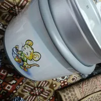 تعدادی وسایل آشپزخانه|ظروف پخت‌وپز|رشت, فلسطین|دیوار