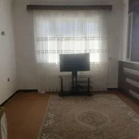 روزانه و‌هفتگی ماهانه