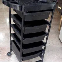 ترولی پاف صندلی آینه آرایشگاه تخت تتومیزاصلاح اسپا|آرایشگاه و سالن‌های زیبایی|شیراز, شهرک فرزانگان|دیوار