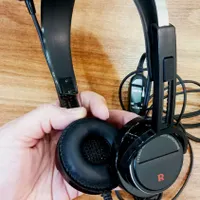 هدست ( هدفون میکروفون خلبانی)