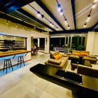 پنت هاوس/جکوزی/ویو کامل دریا/فول امکانات|اجارهٔ کوتاه‌مدت ویلا و باغ|کیش, |دیوار