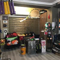 راکت و لوازم جانبی تنیس در تنیس اسپورت تبریز|ورزش‌های توپی|تبریز, |دیوار