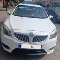 برلیانس H320 اتوماتیک 1500cc، مدل ۱۳۹۶