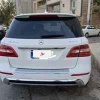بنز ام ال ۴۰۰