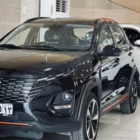 ام‌وی‌ام X33 Cross (اومودا C3)، مدل ۱۴۰۴